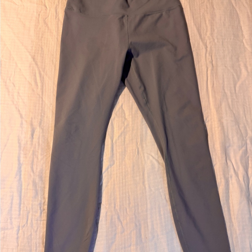 Guru Active Women's Leggings in Light Gray